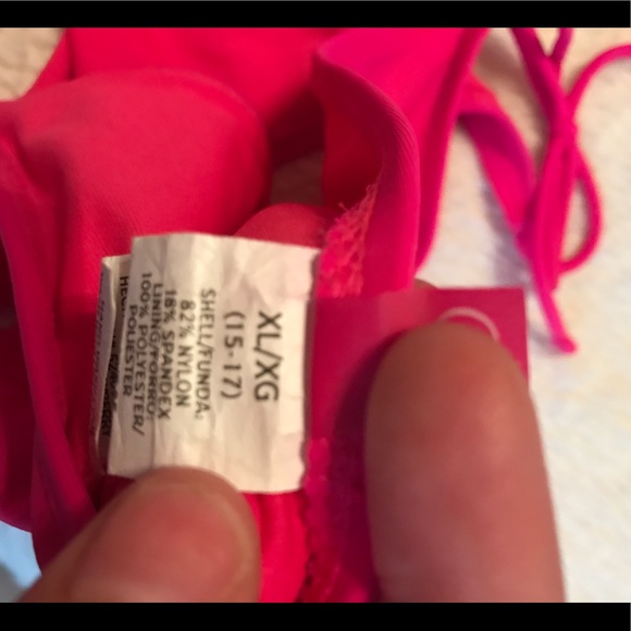 Bikini 🌹 - Picture 3 of 3