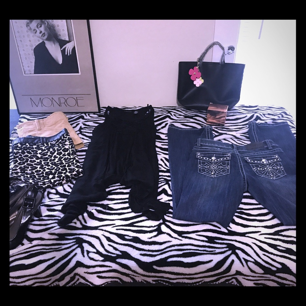 Bundle - Picture 1 of 1