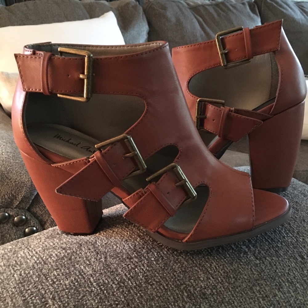 Brand New Michael Antonio Booties