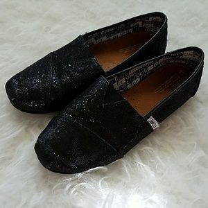 Toms sz 1.5 youth black glitter shoes