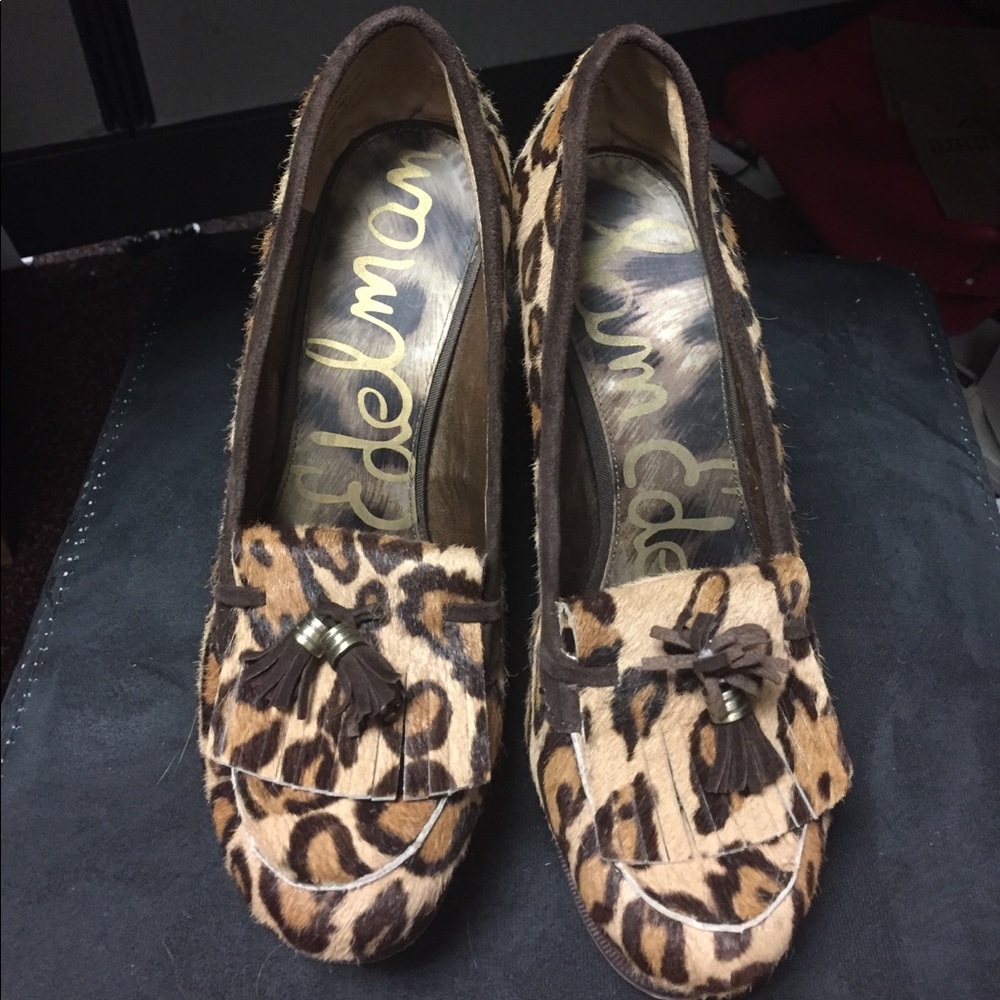 Leopard print hair calf shoes