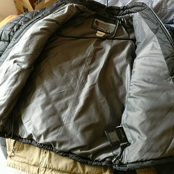💸 SOLD💸 Spyder Quilted Jacket - Picture 3 of 5