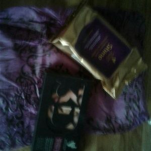 Younique 3d mascara $26.00 & wipes $13.00