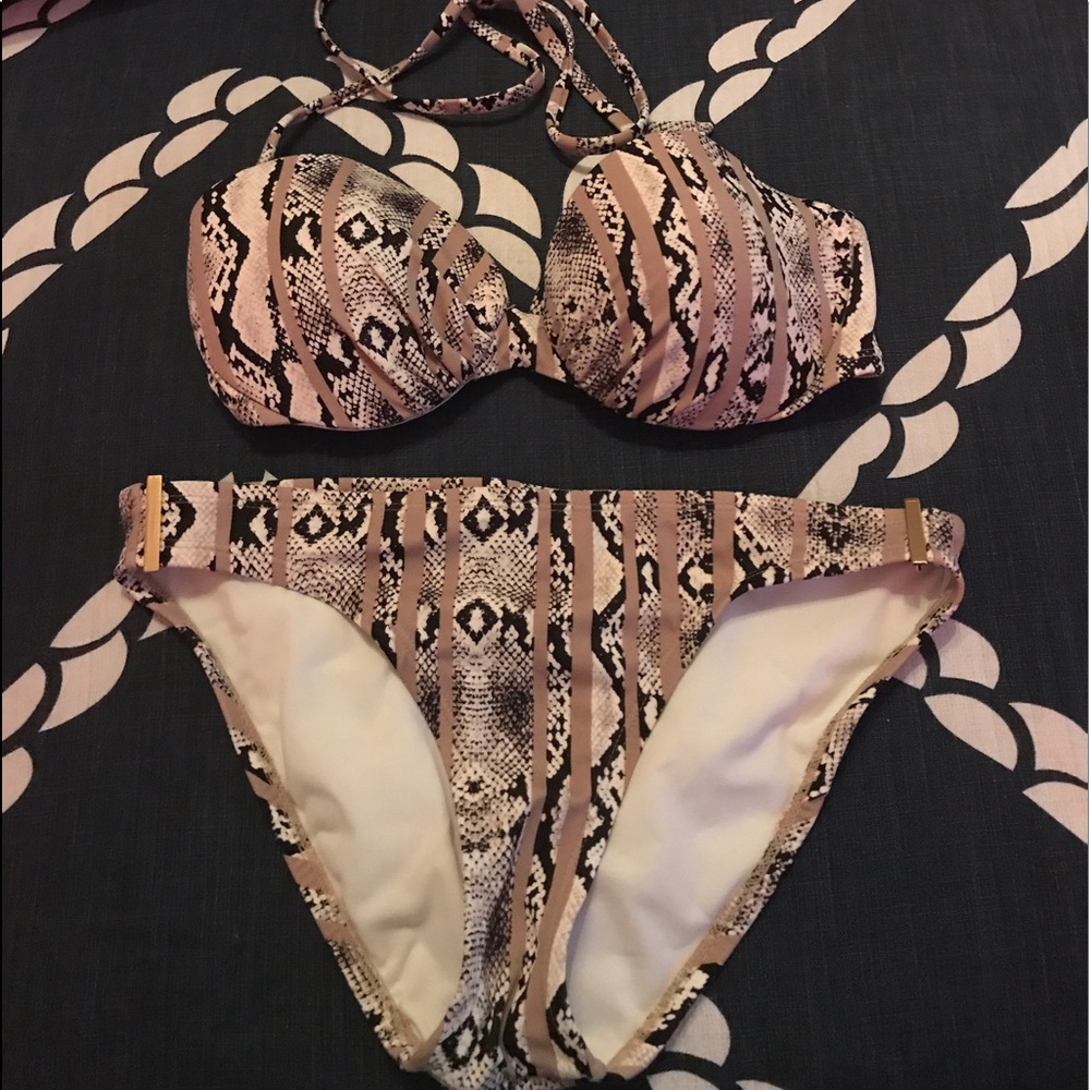 🔥Snake Skin Bikini🔥(was $20) 💥SOLD ON FACEBOOK
