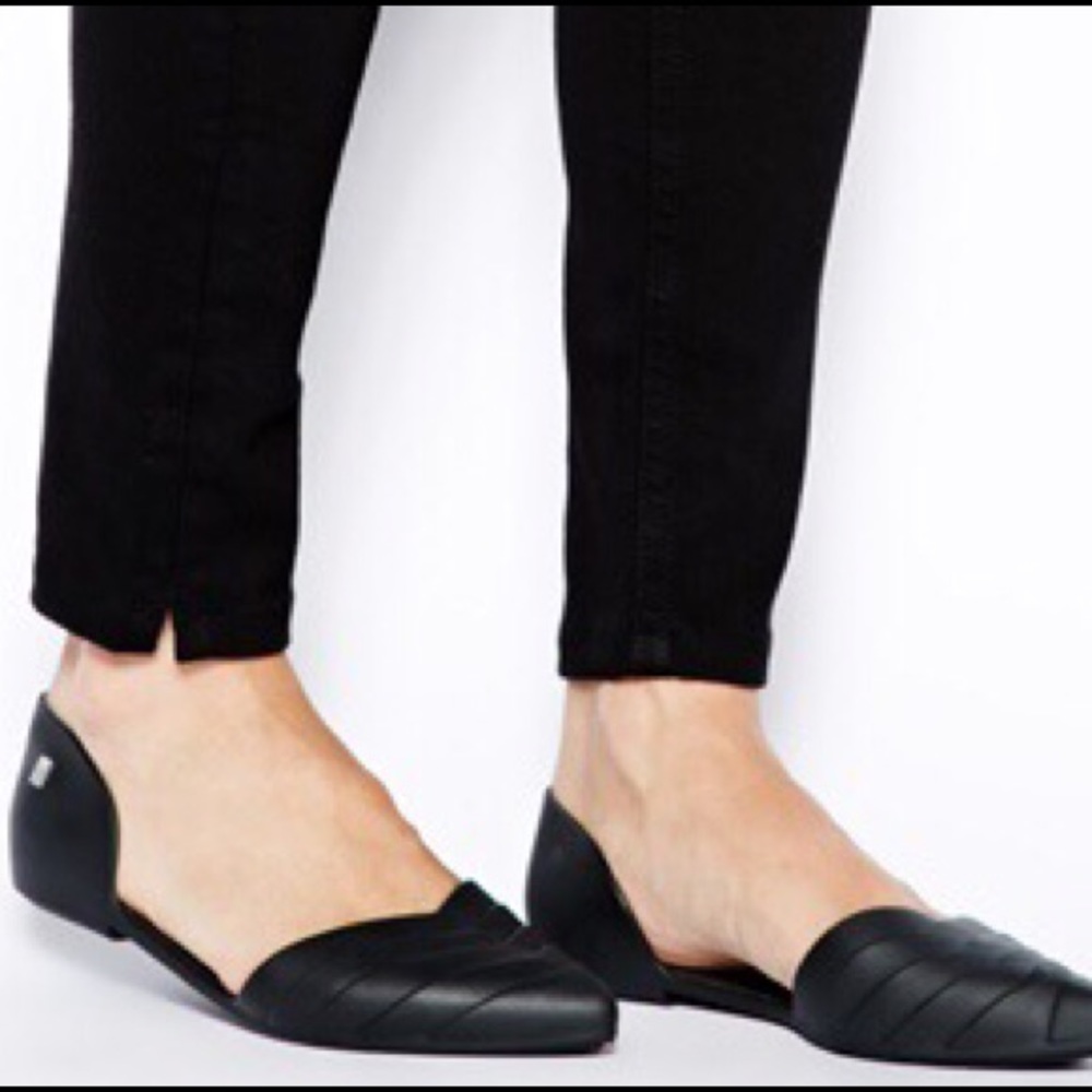 Melissa d'orsay flats