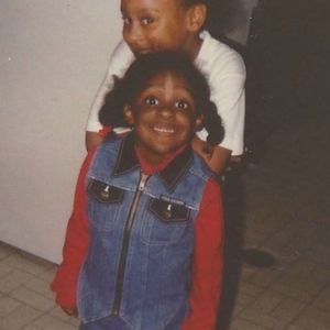 Meet your Posher, Ebony