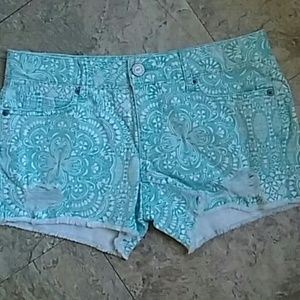 Aero shorts size 2