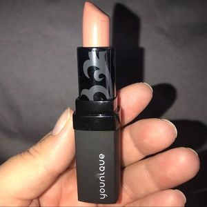 Younique lipstick