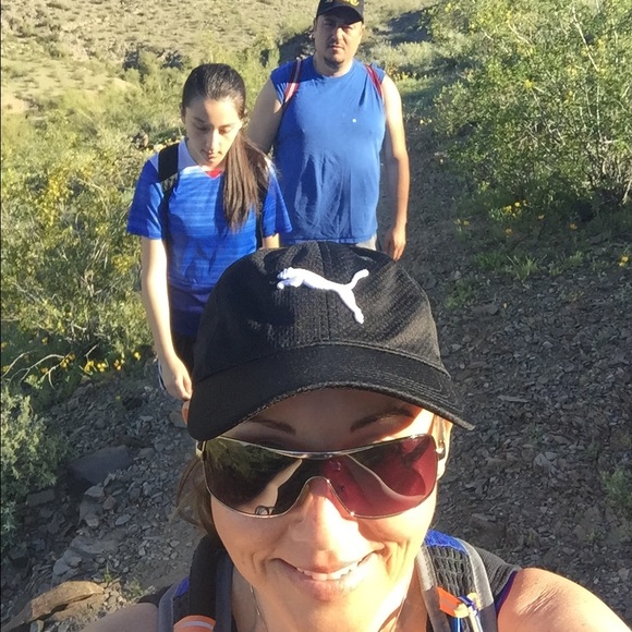 ⚡️⚡️Meet your posher⚡️⚡️ - Picture 7 of 8