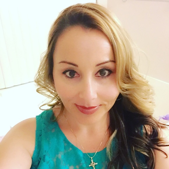 ⚡️⚡️Meet your posher⚡️⚡️ - Picture 8 of 8