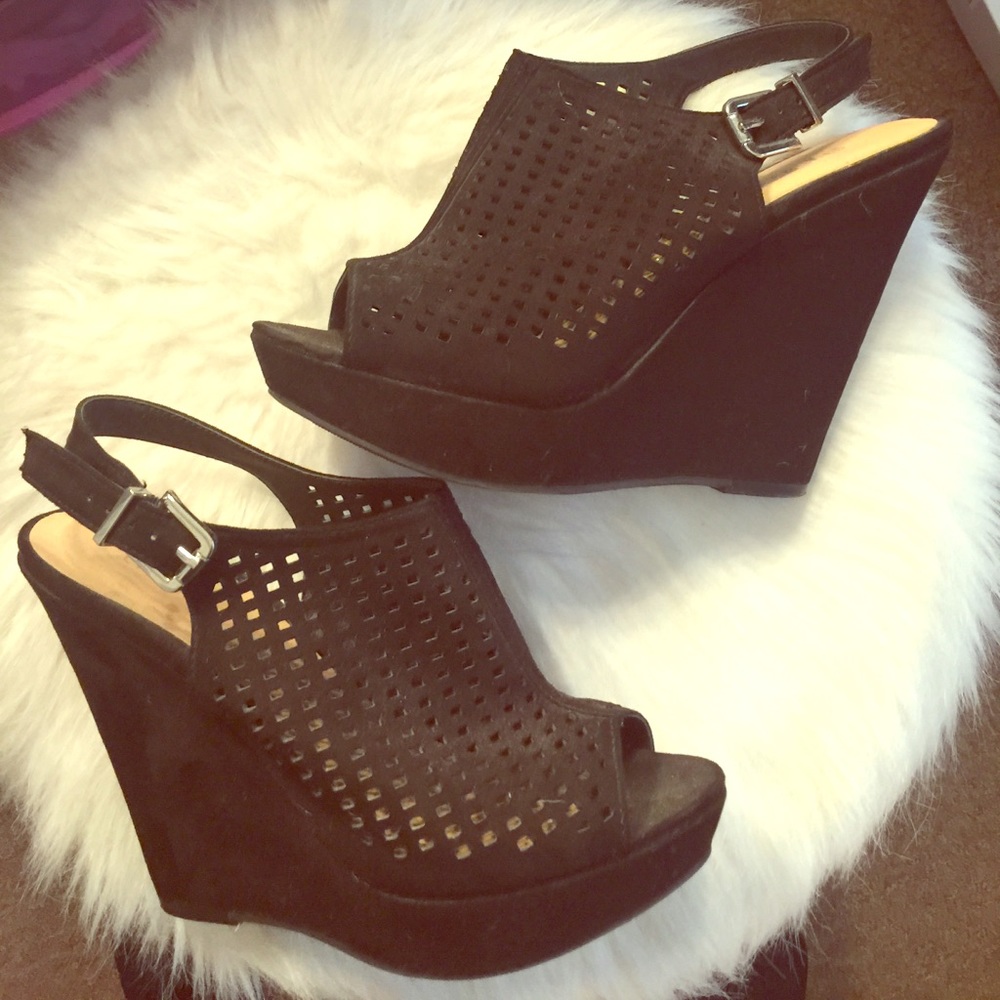 Chinese laundry wedges