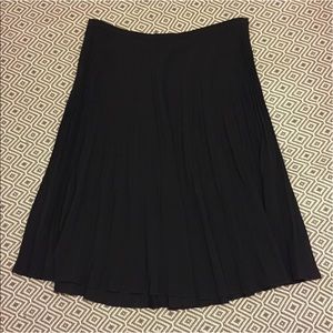 Burberry black pleated accordion skirt
