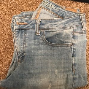 American Eagle Distressed Jegging
