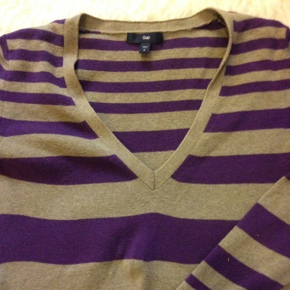 GAP lightweight sweater - Picture 2 of 4