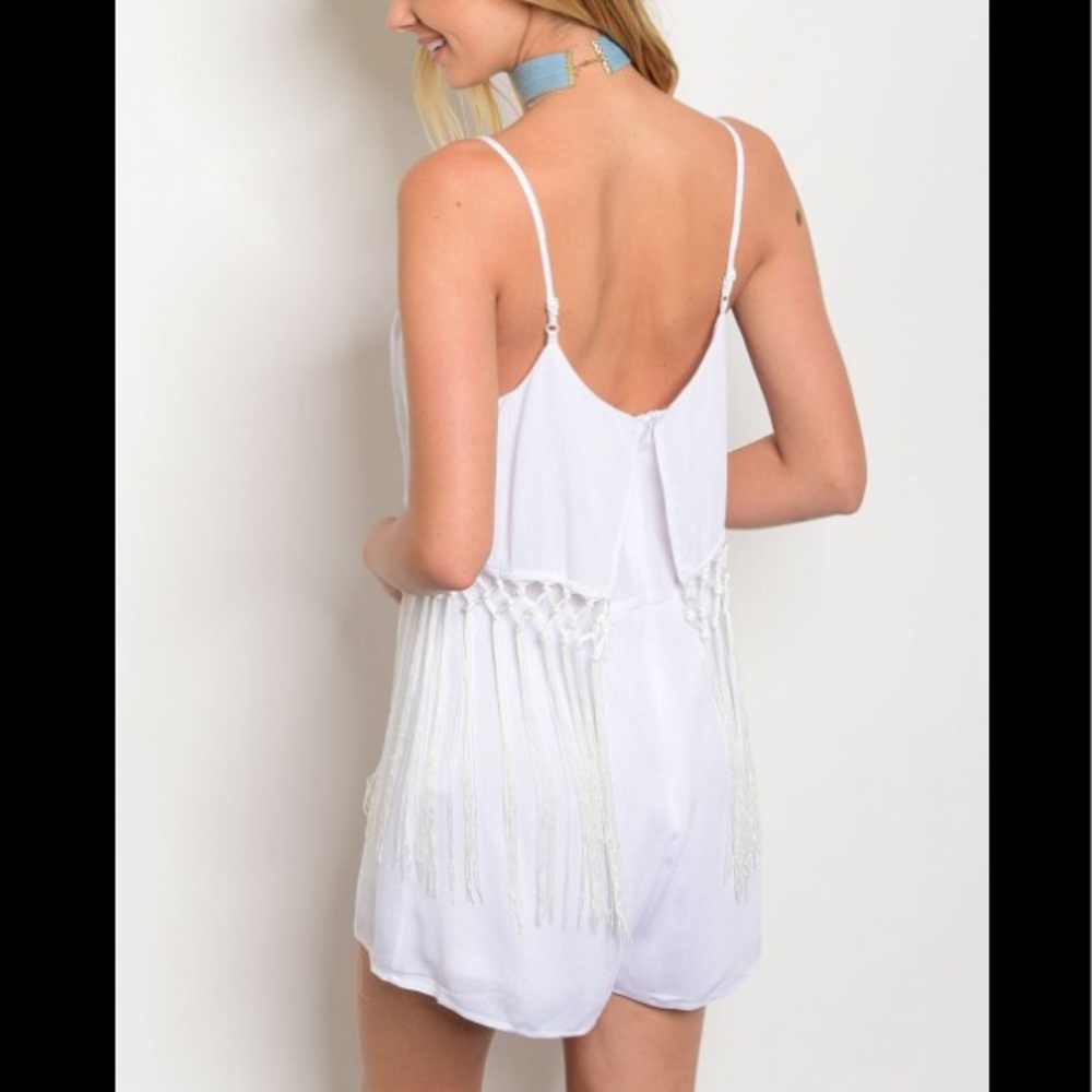 X CLEARANCE X White Sleeveless Fringe Romper - Picture 2 of 4