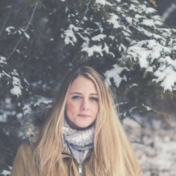 Meet your Posher, Caisy - Picture 5 of 5