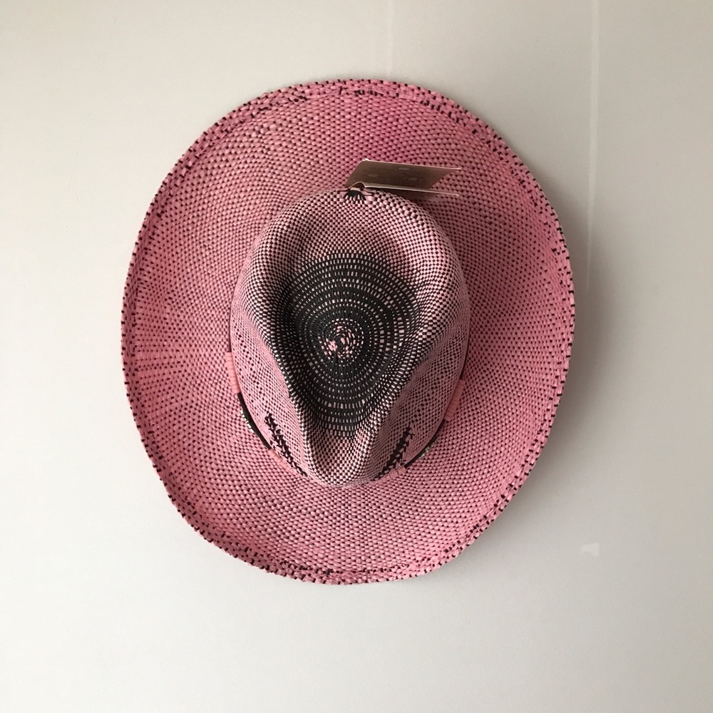 Pink Chapeau