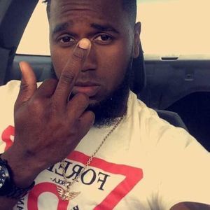 Meet your Posher, Derrick