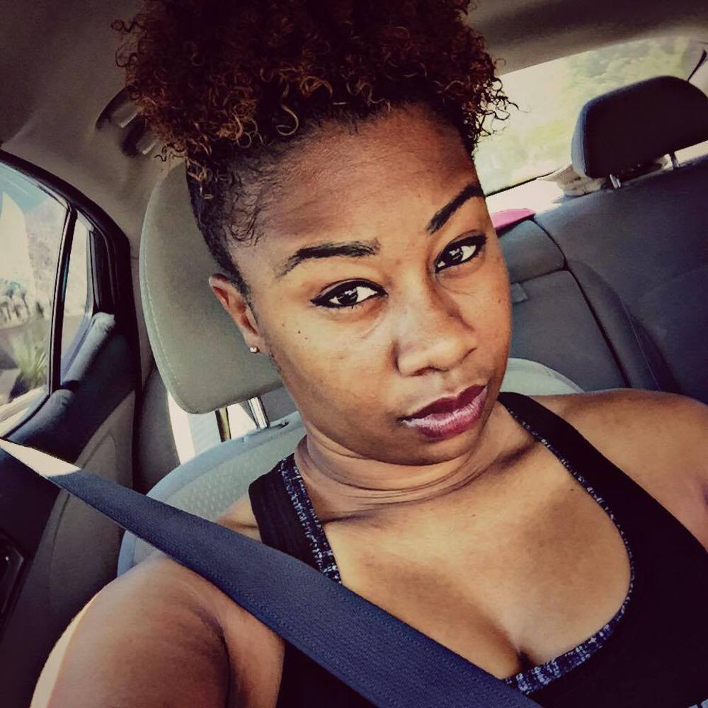 Meet your Posher, Gloria