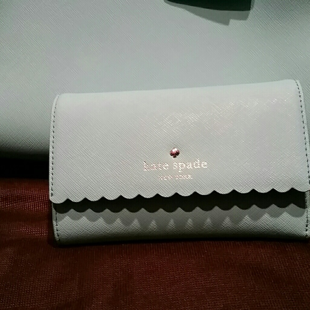 ♠Large Kate Spade tote and wallet