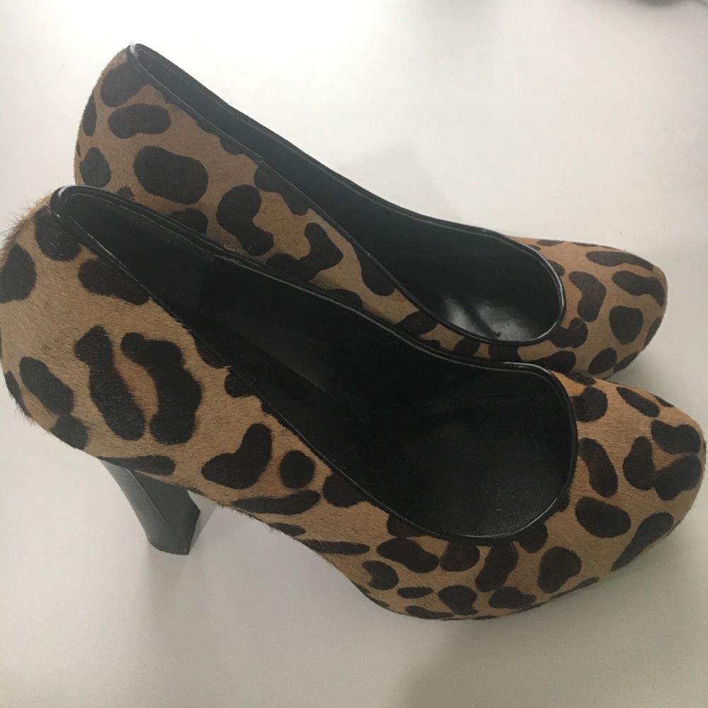 Leopard Pumps