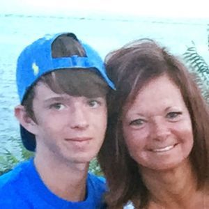 Meet your Posher, Chase