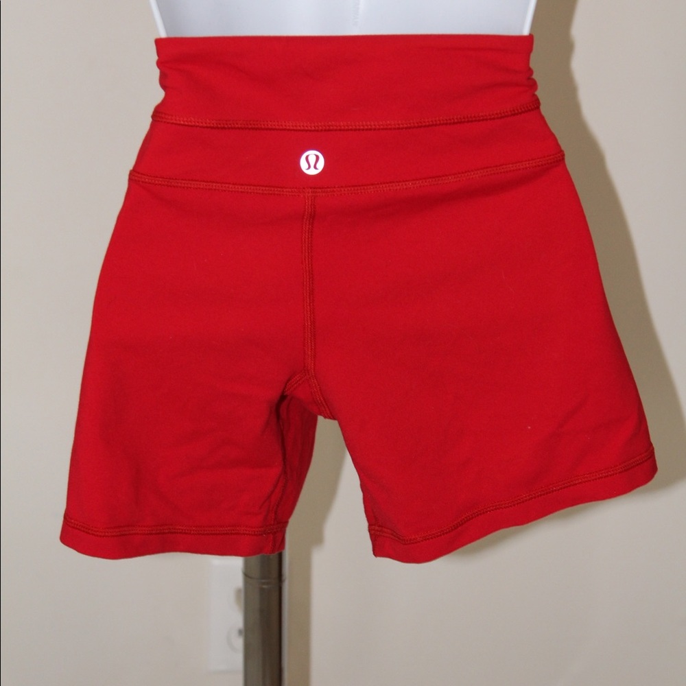 Lululemon wunder short