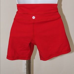Lululemon wunder short
