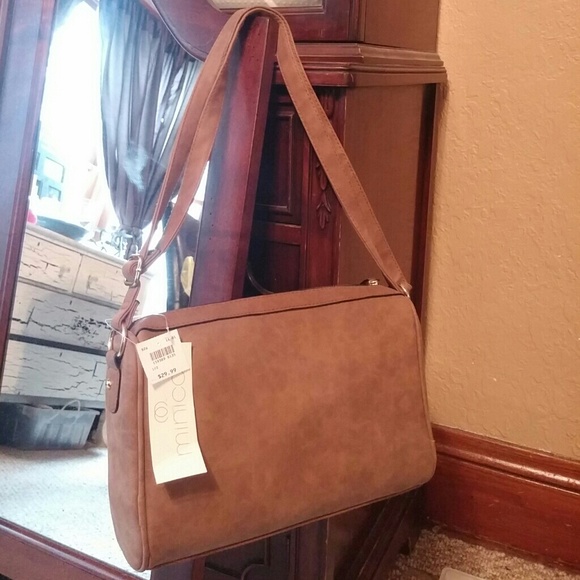 Woman's cream purse - Picture 2 of 3