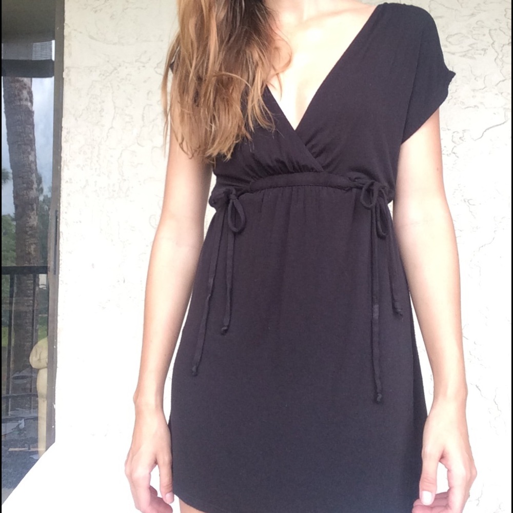 S black mini dress or long top