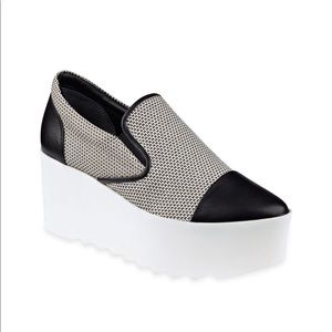 Kendall & kylie tanya cap toe platform sneakers