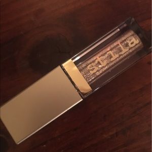 Stila Magnificent Metals Liquid eye shadow