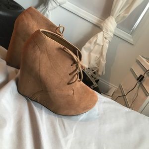 tan heeled booties