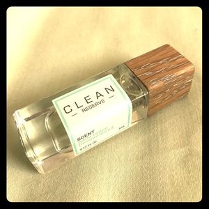 Clean reserve warm cotton travel spray