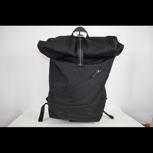 Lululemon Urbanathalon backpack