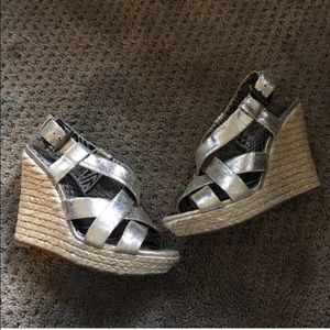 Gold metallic sandal wedges
