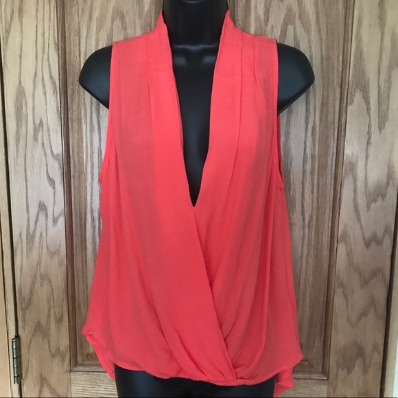 Lush Sleeveless Deep V-Neck Blouse – Coral Red | Size M | High-Low Hem - Picture 2 of 5
