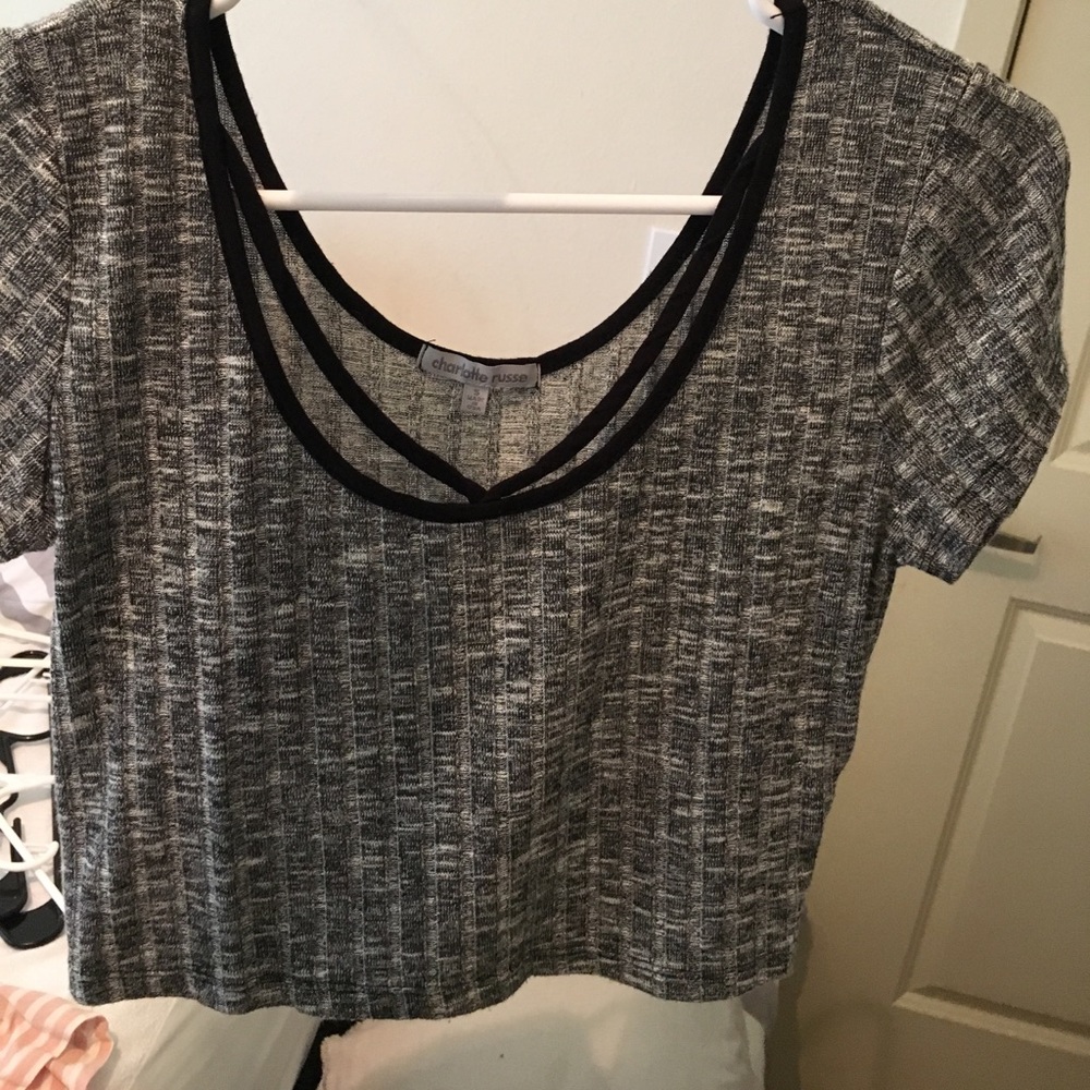 Black and gray crop top!