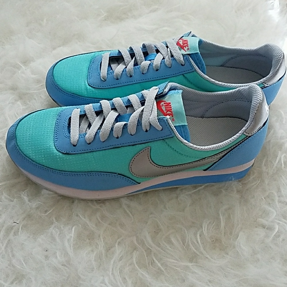 Blue Waffle trainer Nike shoes. blue/teal/silver