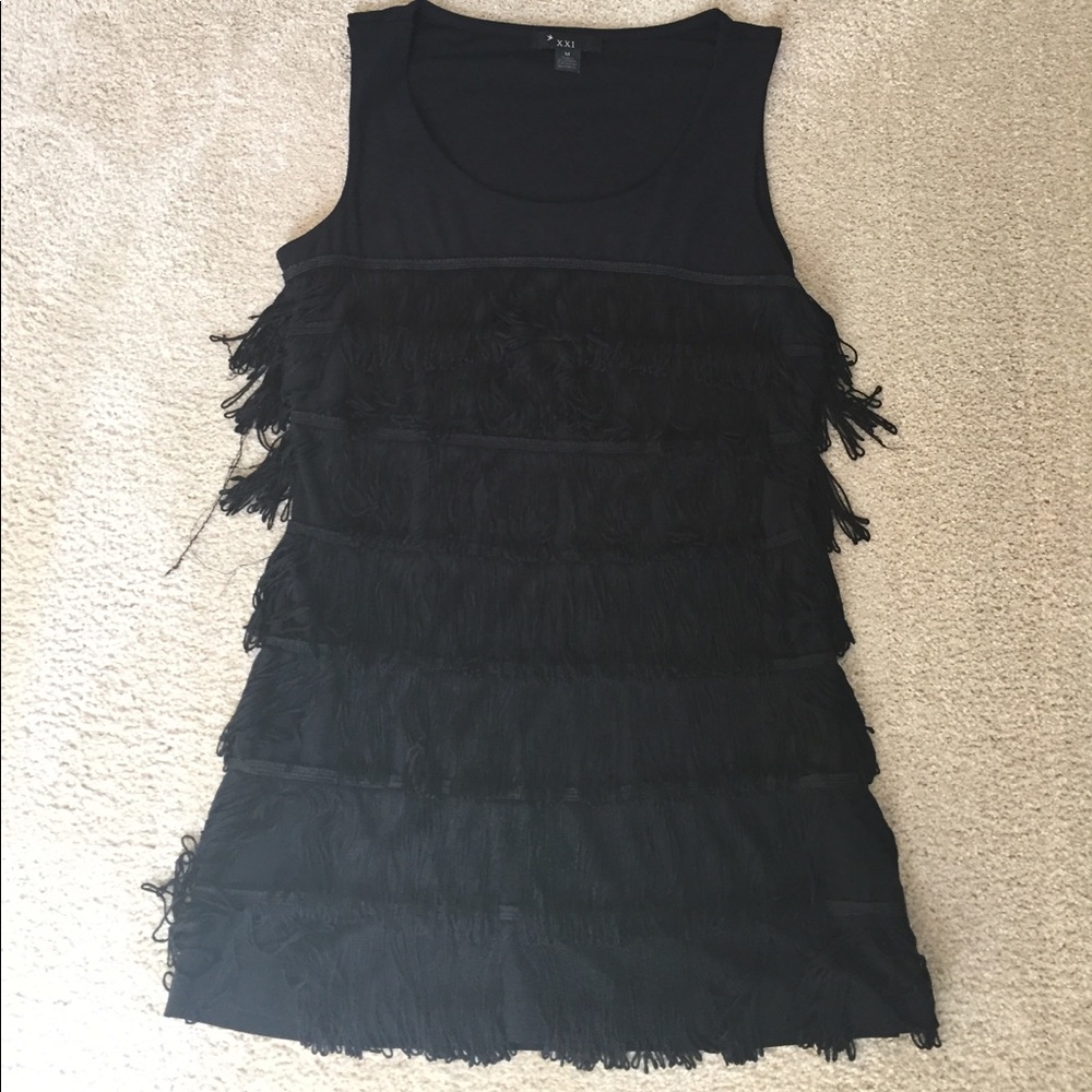 Black tiered fringe top