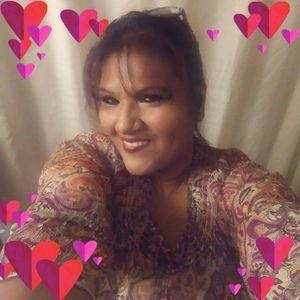 Meet your Posher, Dominga