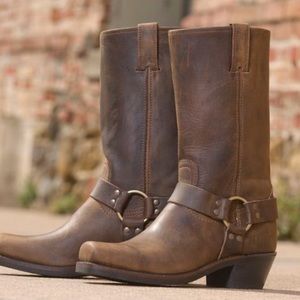BARELY WORN | FRYE Harness Boots