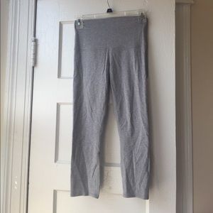 LULULEMON high waisted cropped grey leggings