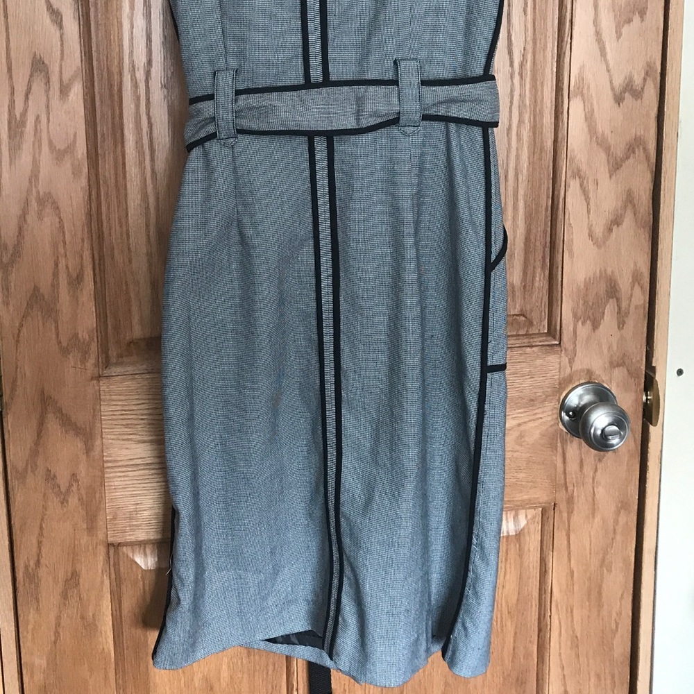 NWOT Sandra Darren button down dress - Picture 3 of 7