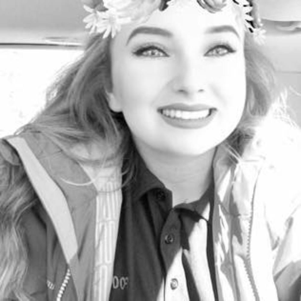 Meet your Posher, Haleyy