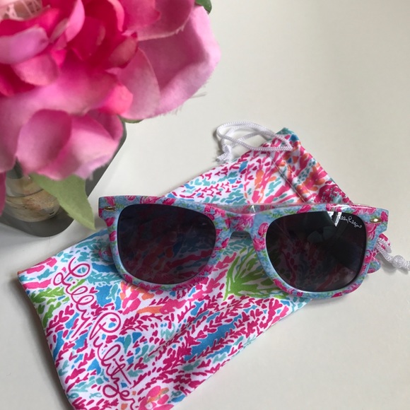 Lilly Pulitzer Accessories - BRAND NEW Lilly Pulitzer Sunglasses