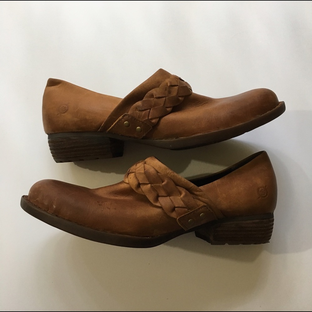 Born Tan Leather Slip On Shoes 8