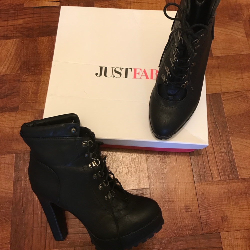 Heeled combat boots