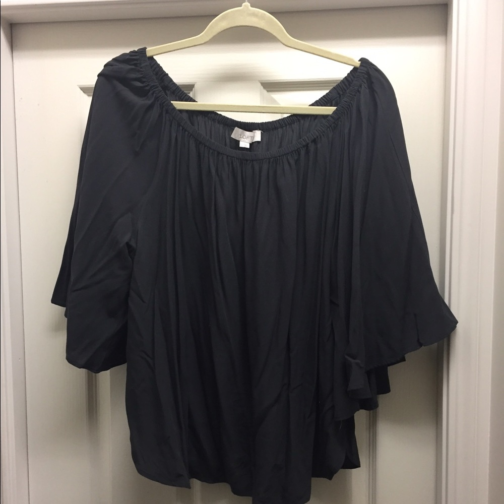 Loft sz L off the shoulder blouse smokey grey