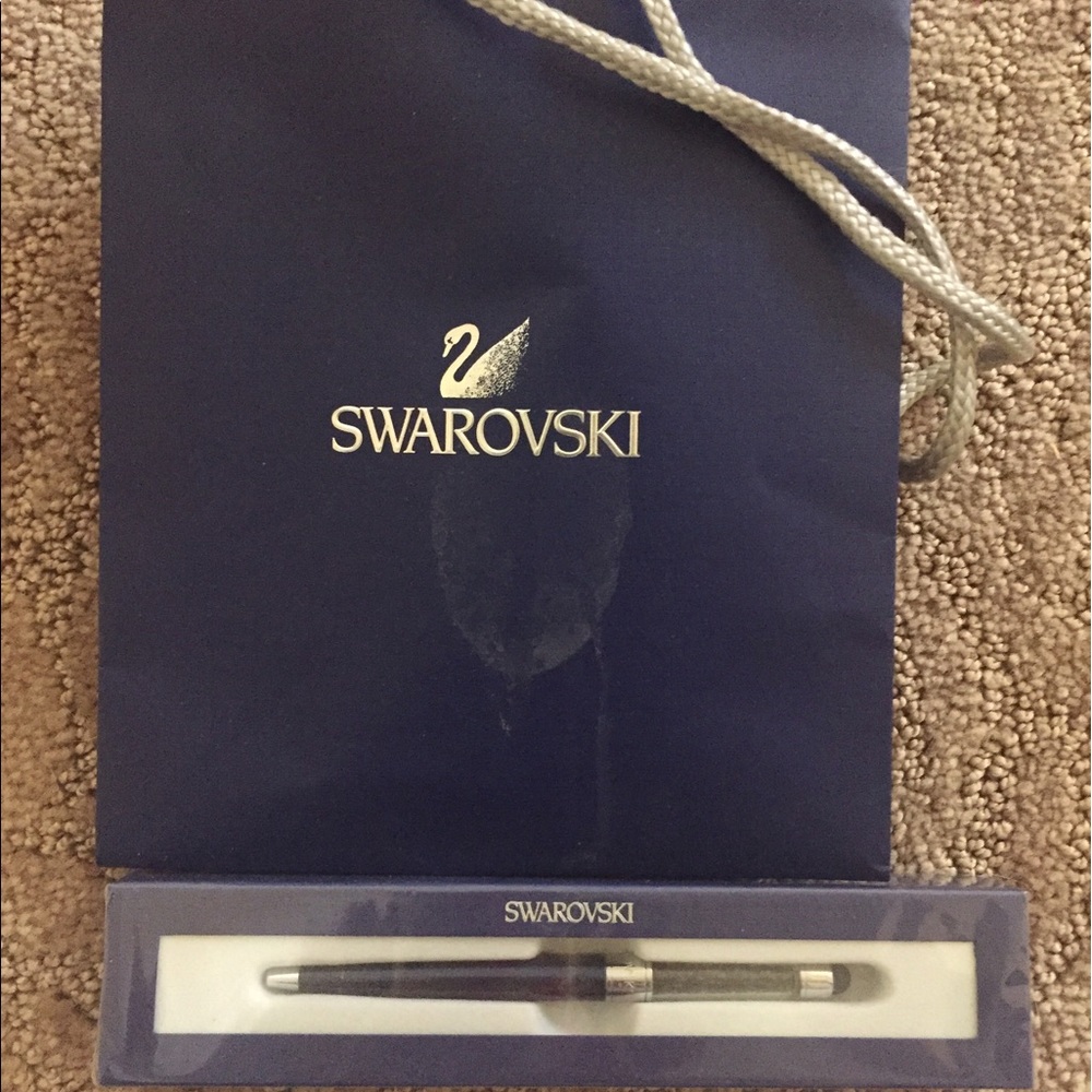 Swavorski pen w/ bag